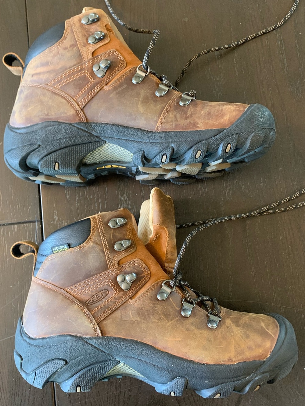 KEEN Pyrenees Brown Leather Waterproof Hiking Boots Size 39 Like New